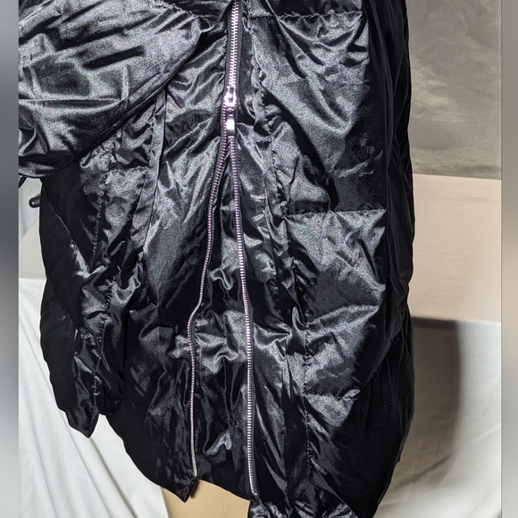 NEW Orolay Women's Thickened Down Jacket Warm Winter Down Coat black shiny Large - Picture 5 of 6